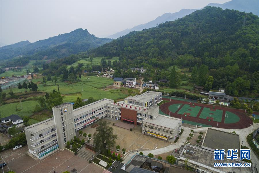 (新华全媒头条·图文互动)(12)“美丽的中国梦属于你们”——以习近平同志为核心的党中央关心少年儿童工作纪实 (新华全媒头条·图文互动)(12)“美丽的中国梦属于你们”——以习近平同志为核心的党中央关心少年儿童工作纪实