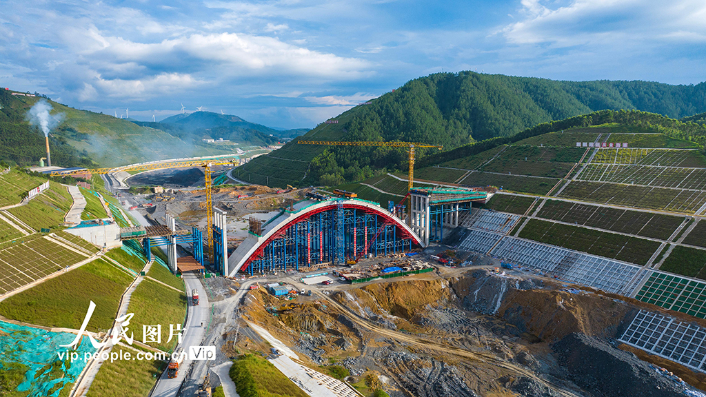 广西灵山：平陆运河建设有序推进