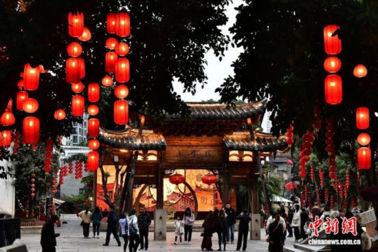 福州上下杭张灯结彩年味渐浓