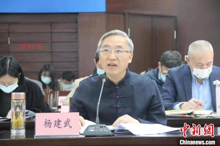 浙江省文化和旅游厅党组成员、浙江省文物局局长杨建武。　浙江省文物局提供