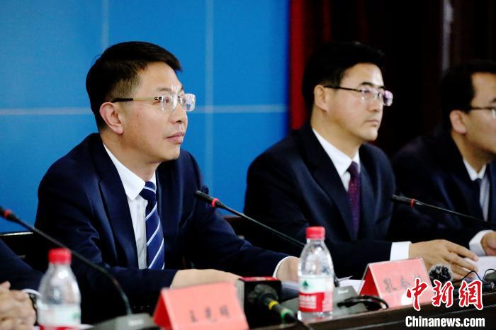 西宁市市长眼中的高原生态城：干干净净、清清爽爽