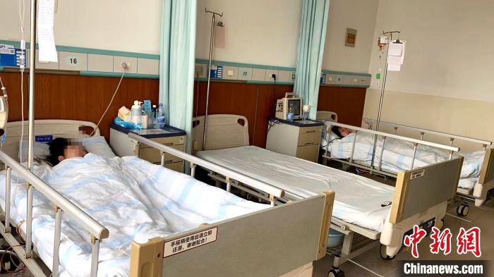 湖北十堰:一51岁母亲割肾救女