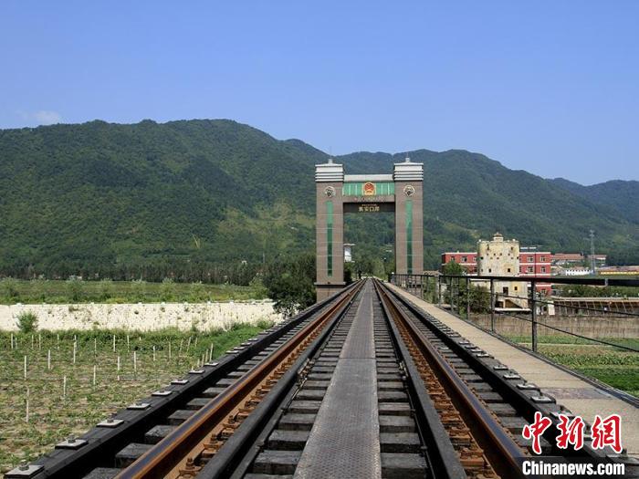 重走“抗美援朝第一渡”：保家卫国精神不朽