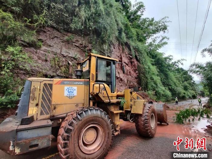 抢险救援现场。中铁八局七公司 供图