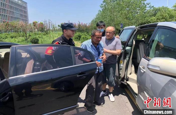 16小时接力常州巡防民警烈日下寻人获点赞