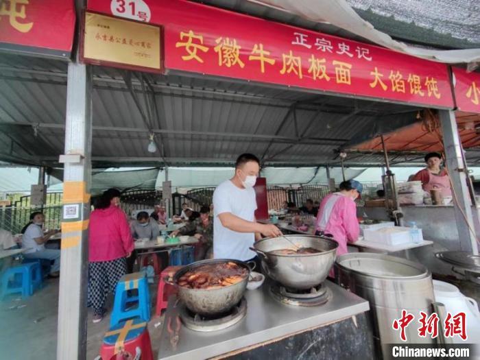 吉林县城“早市”蝶变：卫生整洁不乏烟火气