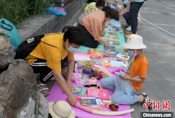 9月17日，北京第四届“社区邻里节”活动在全市同步开展。图为西城区活动现场。　北京市西城区供图