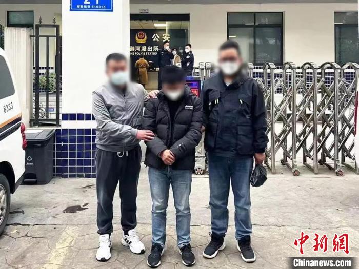 西藏那曲警方破获冒充武警采购诈骗案涉案资金27万元