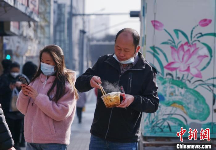 青海西宁分级分批“清零”侧记：经历“非常”方知“寻常”可贵