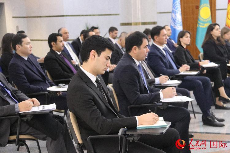 第五届中亚专家论坛会议现场。人民网记者 周翰博摄