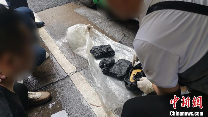 昆明铁路公安处侦破涉多省特大毒品案抓获涉毒人员45人