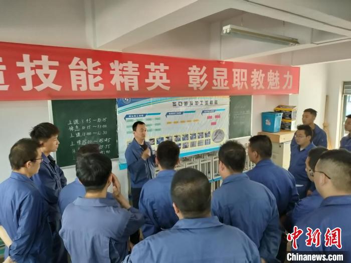 甘肃技能大师工作室:游走在理论与实践中的“技术先锋”