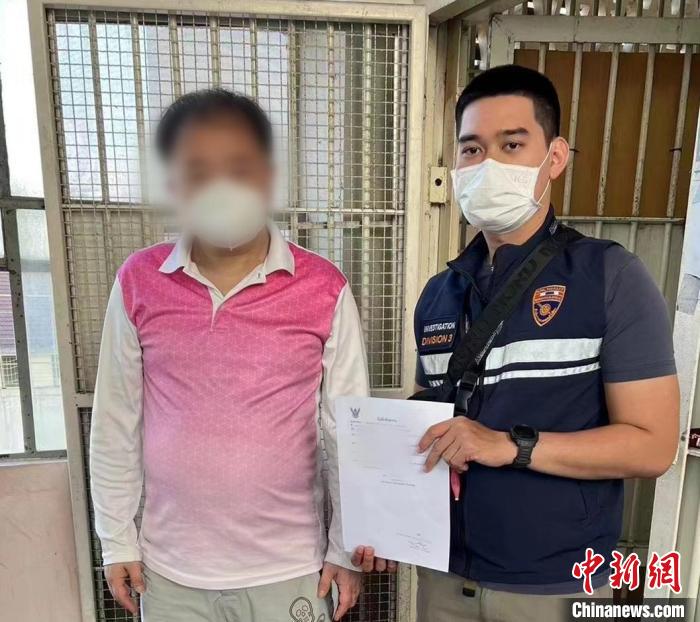 携款潜逃境外20年上海警方再猎一“狐”