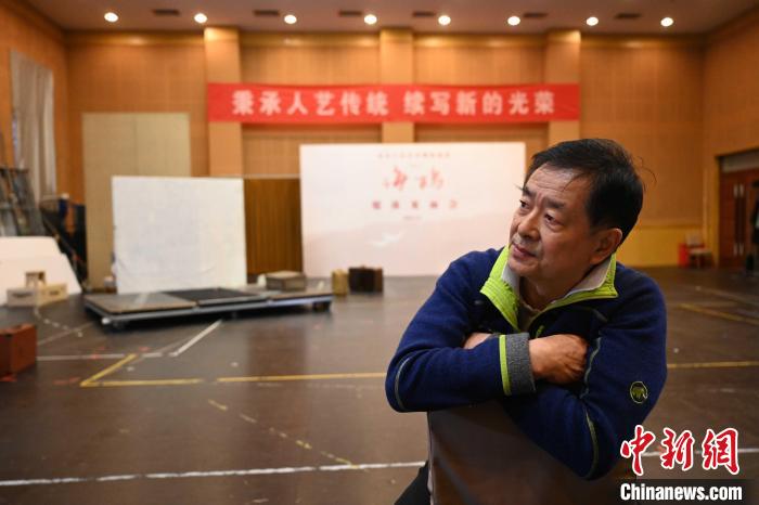 濮存昕执导北京人艺新排契诃夫名作《海鸥》