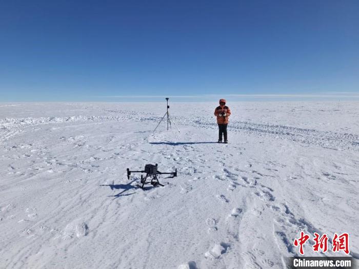 采集科考数据、完成科研任务同济“出差二人组”从南极归来