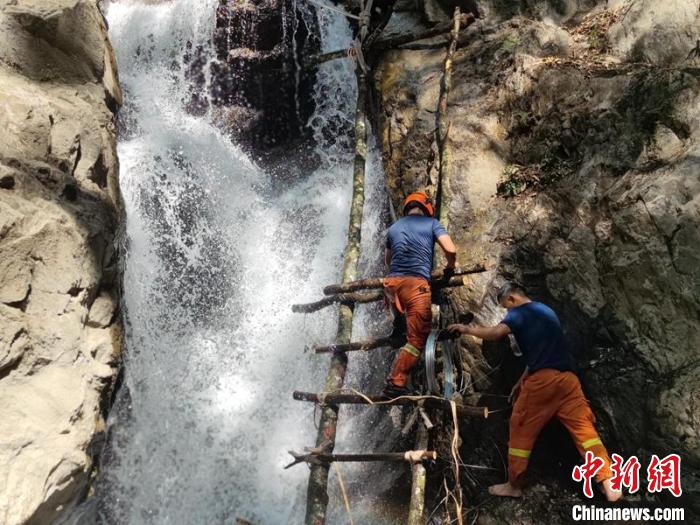 四川木里“5.27”森林火灾：系雷击引发火情已得到控制