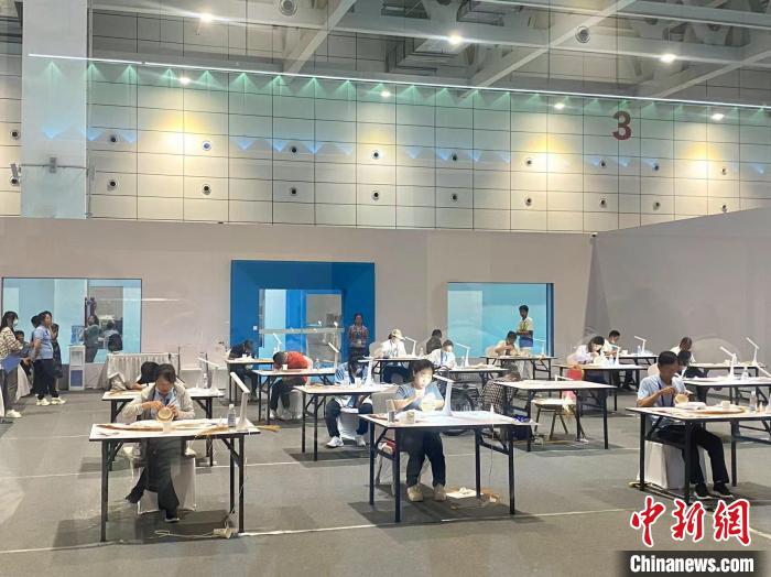 第七届全国残疾人职业技能大赛在济南举行