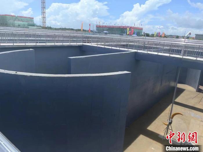 新建成的污水处理厂 中铁一局一公司 供图
