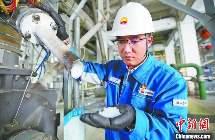 “不学懂决不罢休”为高端产品注入青春动能