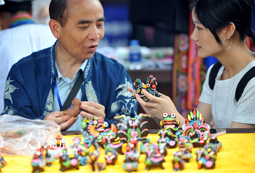 贵州丹寨：多彩非遗